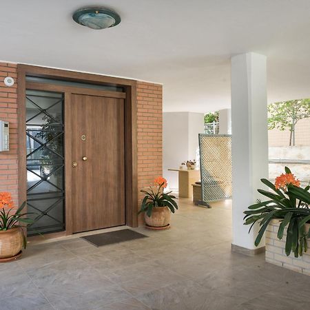 Glyfada'S Cosy Apartments เอเธนส์ ภายนอก รูปภาพ