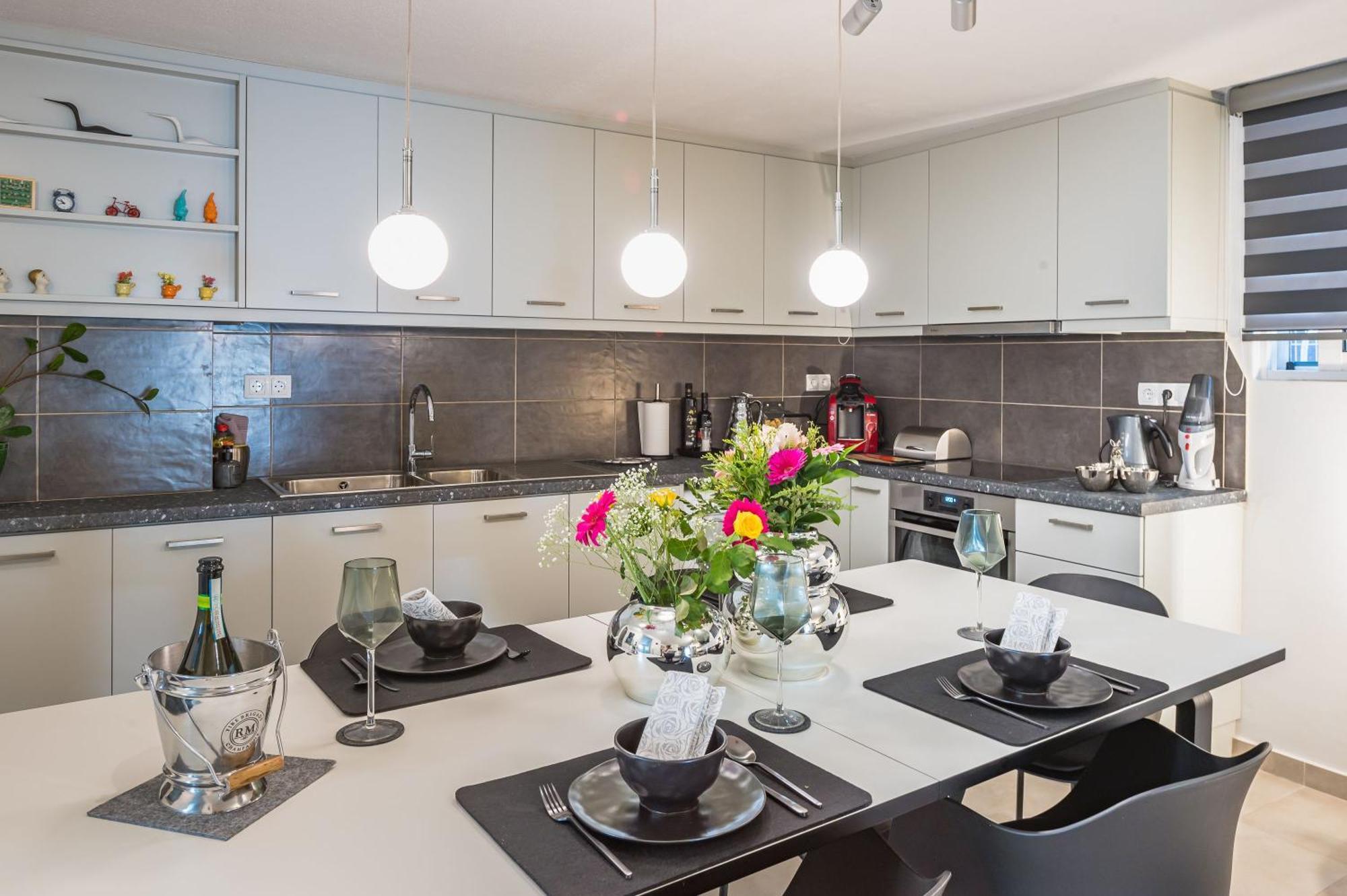 Glyfada'S Cosy Apartments เอเธนส์ ภายนอก รูปภาพ