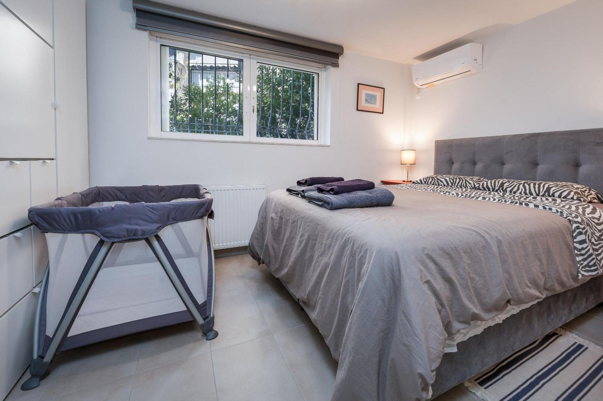 Glyfada'S Cosy Apartments เอเธนส์ ภายนอก รูปภาพ