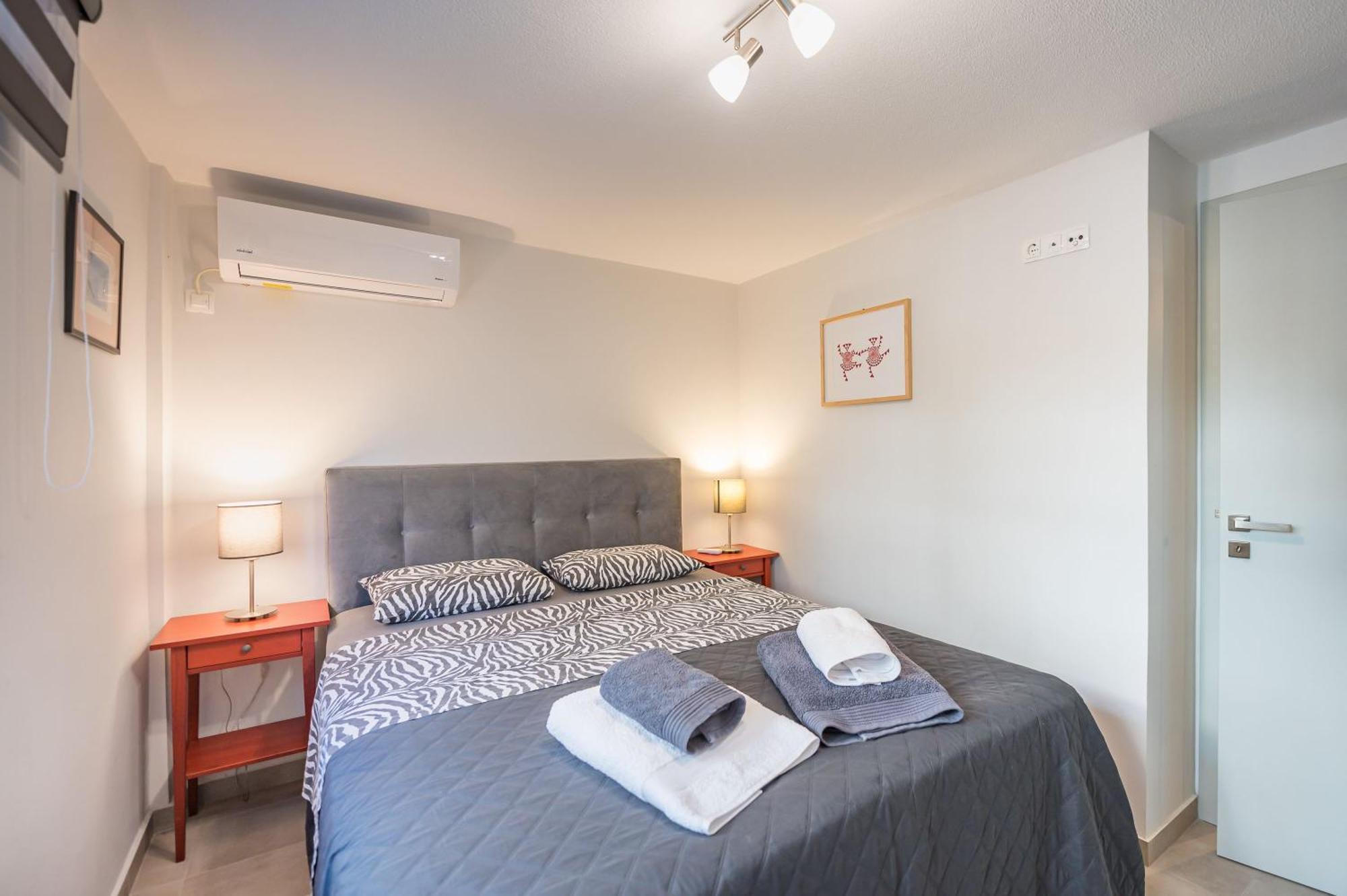 Glyfada'S Cosy Apartments เอเธนส์ ภายนอก รูปภาพ