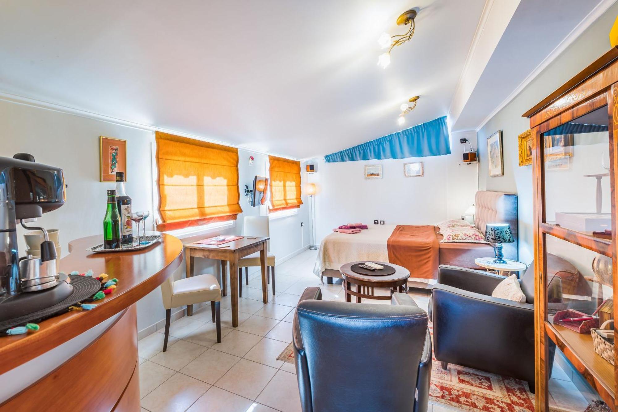 Glyfada'S Cosy Apartments เอเธนส์ ภายนอก รูปภาพ