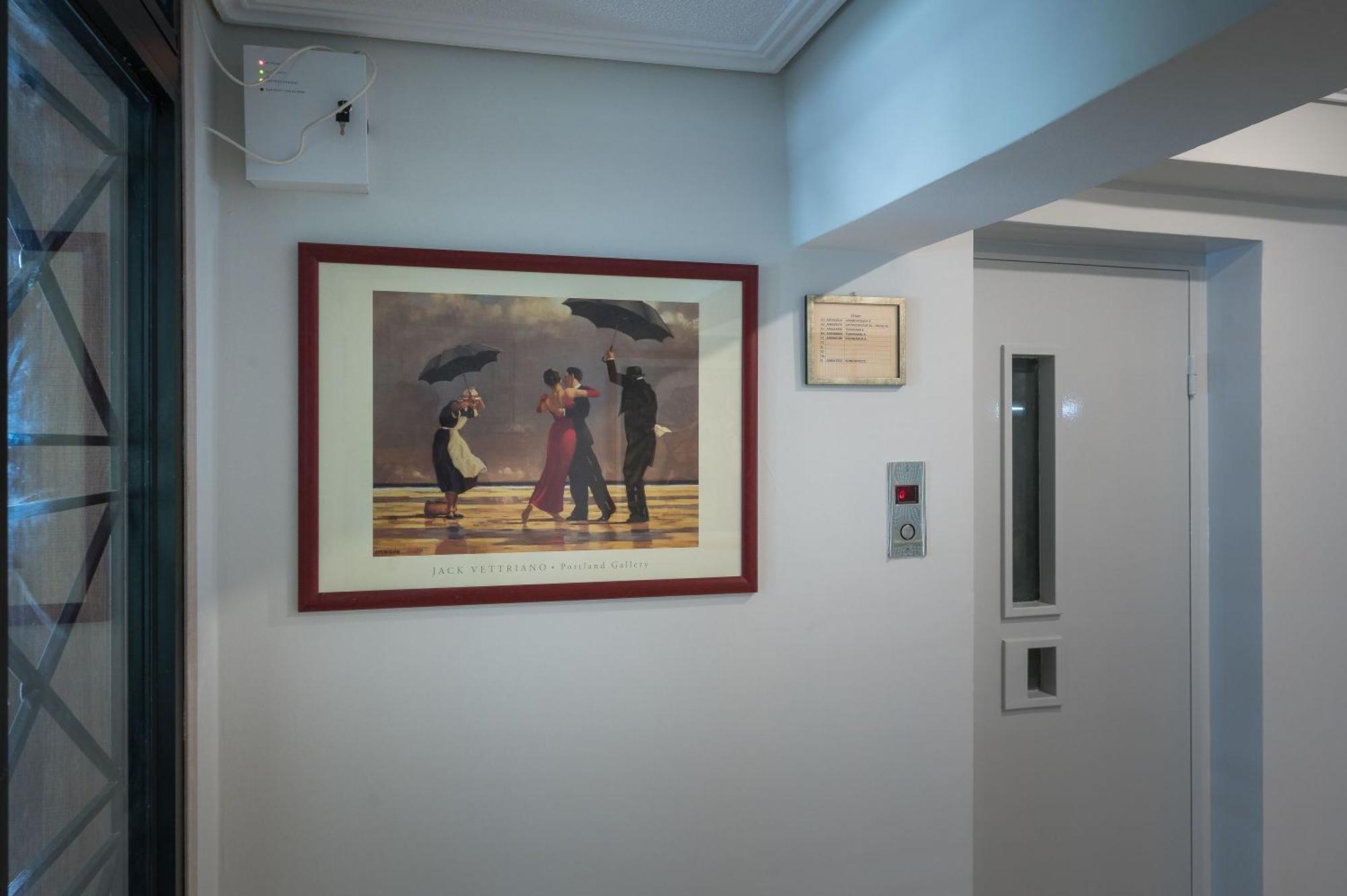Glyfada'S Cosy Apartments เอเธนส์ ภายนอก รูปภาพ